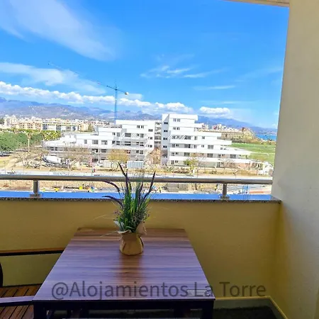 Sup T12 People - La Torre Apartment *