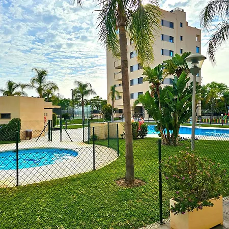 Sup T12 People - La Torre Apartment