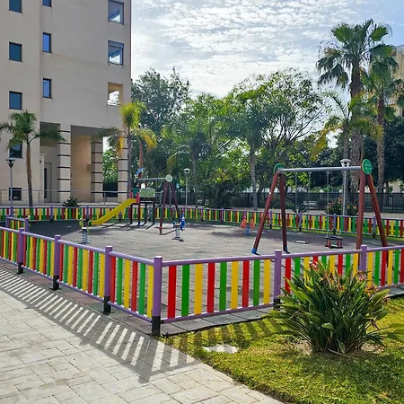 Sup T12 People - La Torre Apartment Torre Del Mar